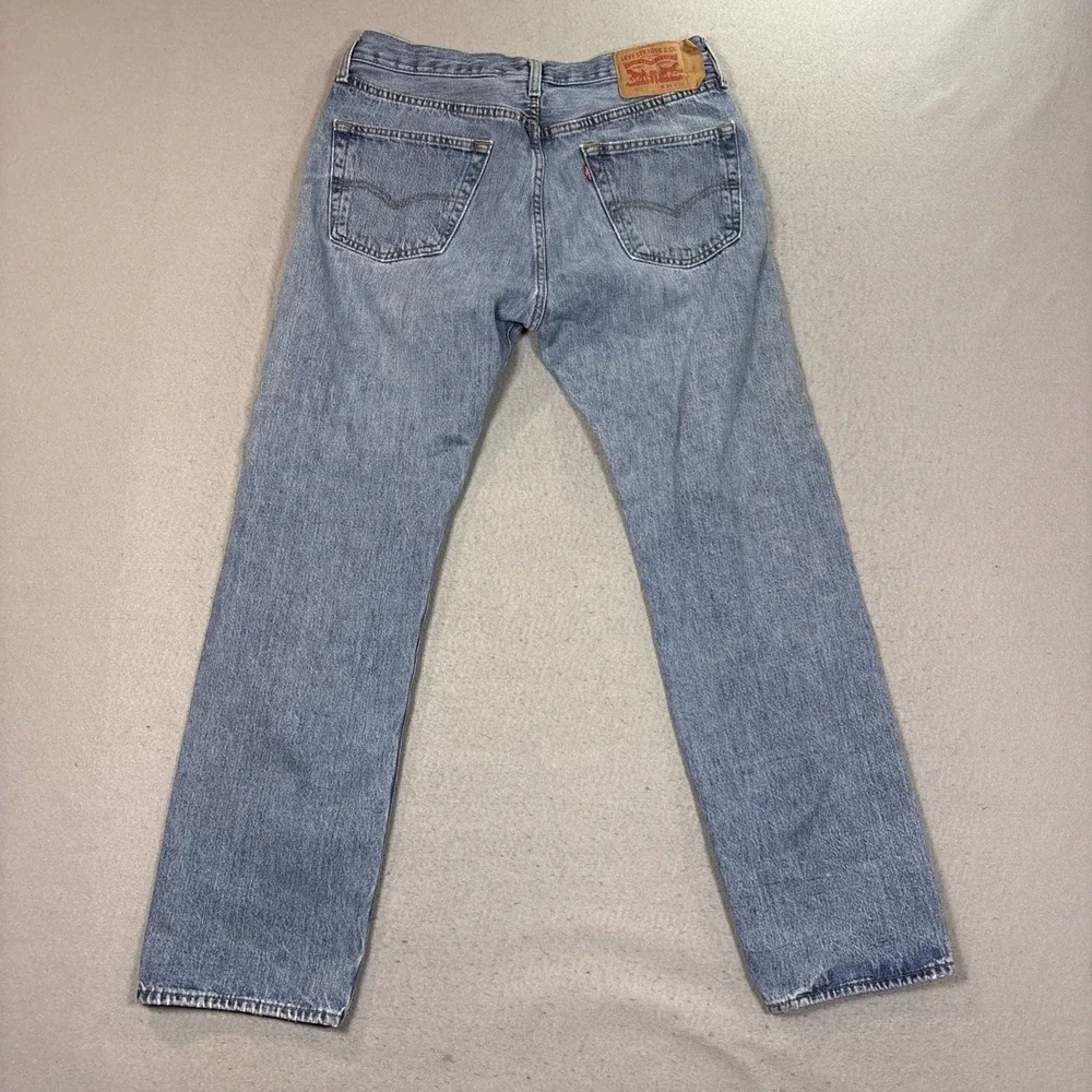 Levis 501 Jeans Mens 34x32 Blue Light Wash Regular Straight Button Fly